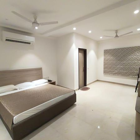 Hotel Bagla Atithi Banaras فاراناسي المظهر الخارجي الصورة